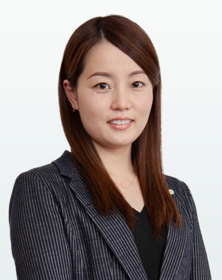 Akina Shimizu